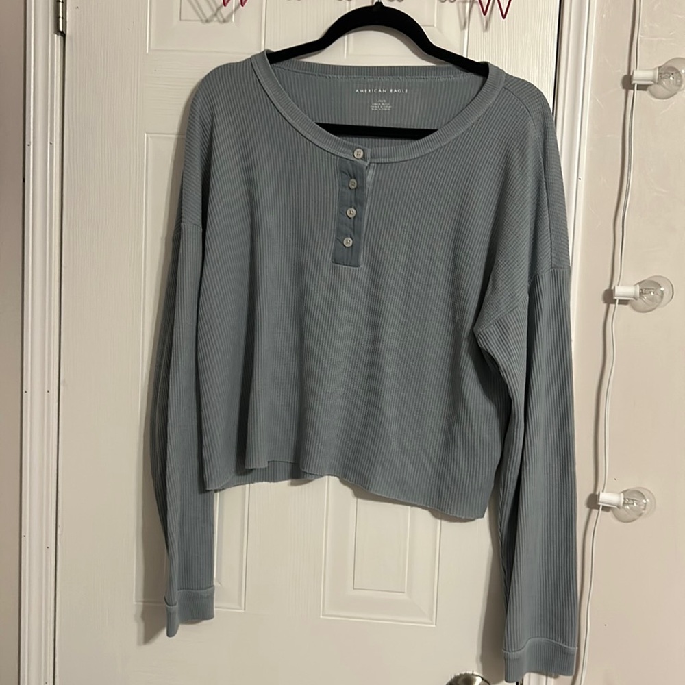 American Eagle Cropped Henley Waffle Shirt